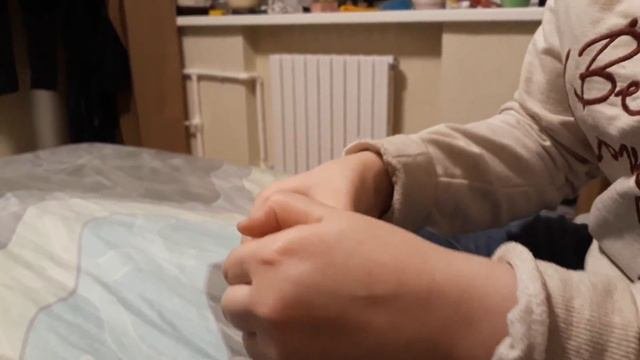 Распаковка шоколадного яйца Шоки токи