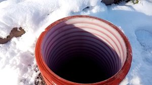Выкачка воды с дренажного колодца в минус 10 градусов