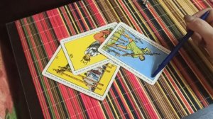 Расклад новая работа. Выбор остаться или уйти с работы . Таро