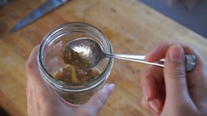 How to Save Tomato Seeds // Fermenting Tomato Seeds Step by Step Instructions