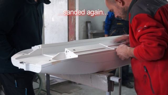 MHZ Mystic 1850 - professional hull painting and finish смотреть онлайн