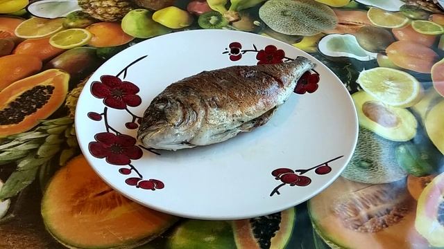 Рыба Дорадо на сковороде