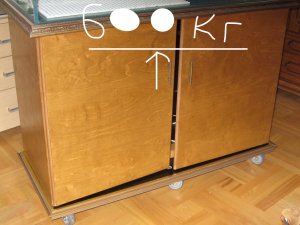 Тумба под аквариум из фонери .