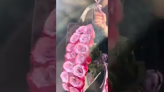 Нужно ли дарить женщине цветы? #humor #юмор #plusonemoreday #funnyvideo #flowers