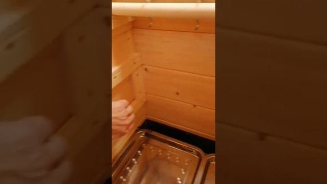 Деревянная коптильня холодного и горячего копчения своими руками