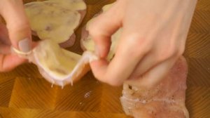 Попробуйте, и будете готовить их всегда! Сочные и нежные КУРИНЫЕ ОТБИВНЫЕ в Кляре с Сыром
