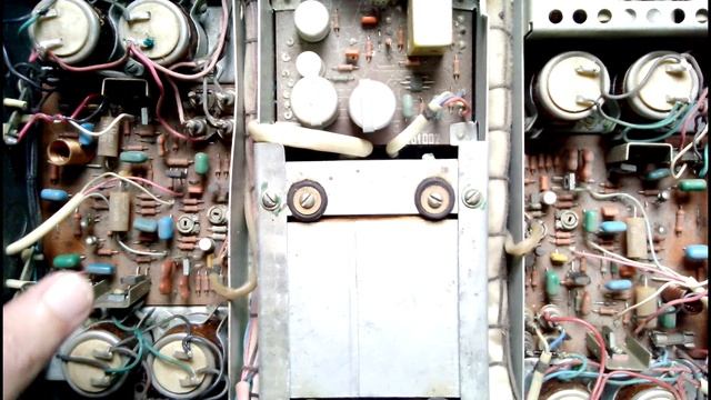 Усилитель амфитон 002 гудит при включении смотреть онлайн