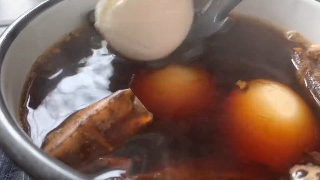 Мраморные яйца. Рецепт яиц в чае по китайски смотреть онлайн