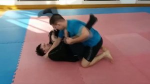 Выход с гарда на рычаг локтя