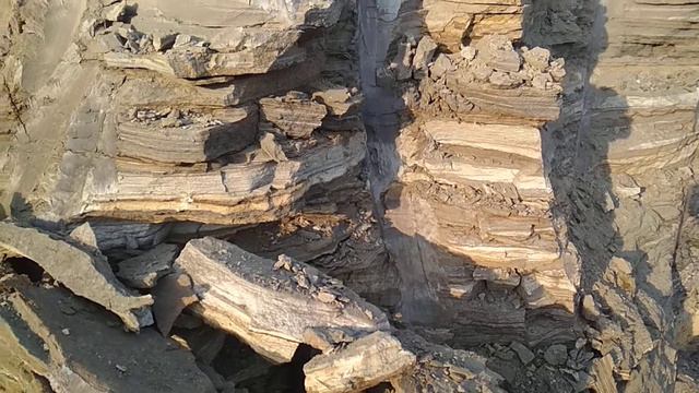 Песок ,известь, глина окаменевшие осадки морей смотреть онлайн