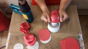 Роза из изолона, диаметр цветка 20 см.