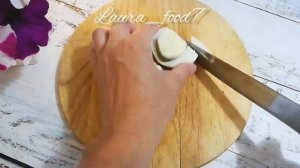 Салат с кальмарами и огурцом. Проще не бывает!