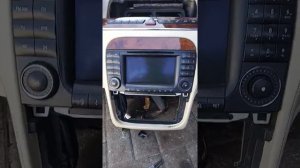 Как снять Команд Мерседес w220. Mercedes w220 снятие Comand. Авторазборка Мерседес