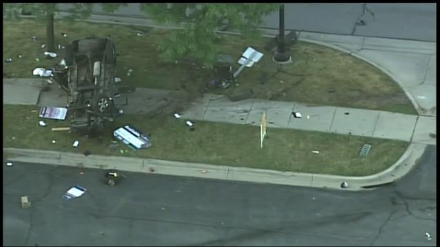 Video: Ford Road closed at Central City Parkway смотреть онлайн