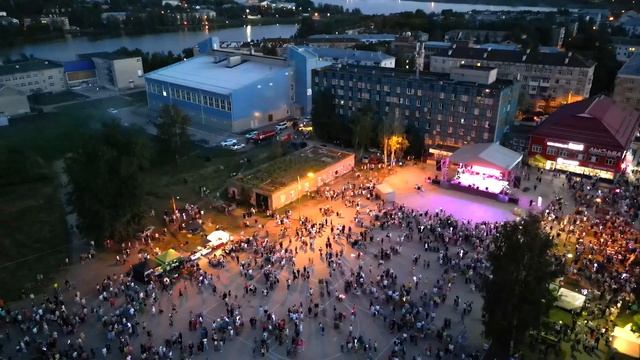 День города Лысьва 2022 ? / vs Лаборатория ветра смотреть онлайн