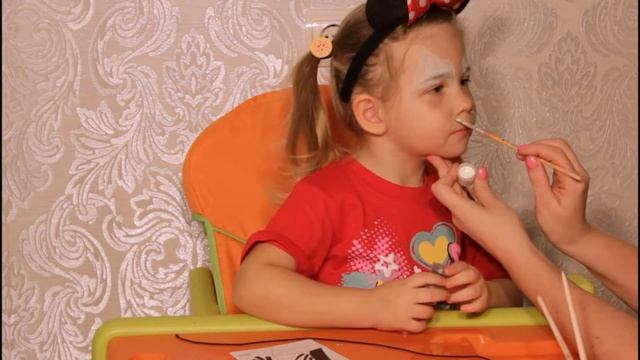 Как рисовать на лице?! Аквагрим с набором для творчества BodyArt в джунглях