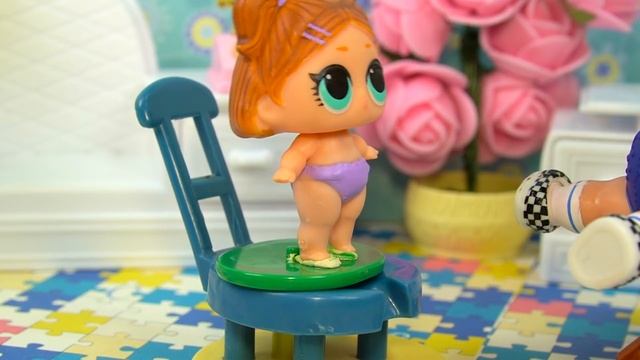 Мама, давай поиграем в игру. Ты будешь загадывать, а я...Куклы ЛОЛ Сюрприз LOL смешные видео #46 смотреть онлайн