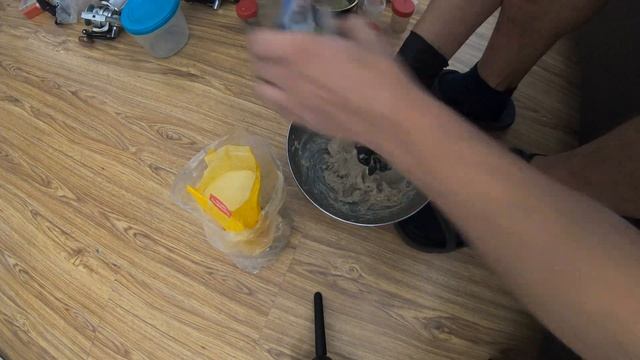 Готовим фарш для ловли кефали  чуларки (сингиль, джуралка, чуварка,журалка)в чёрном море на чашку .