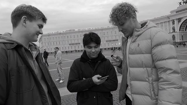 5 ФУТБОЛЬНЫХ ВОПРОСОВ НА ДЕНЬГИ / Лёгкие футбольные вопросы прохожим на улице