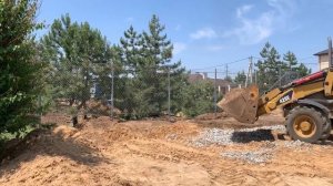 Уклон на участке/ Выравнивание экскаватором CAT 428