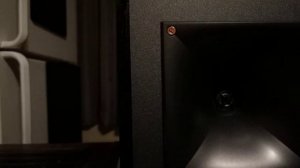 Klipsch r51m and r820f Demo
