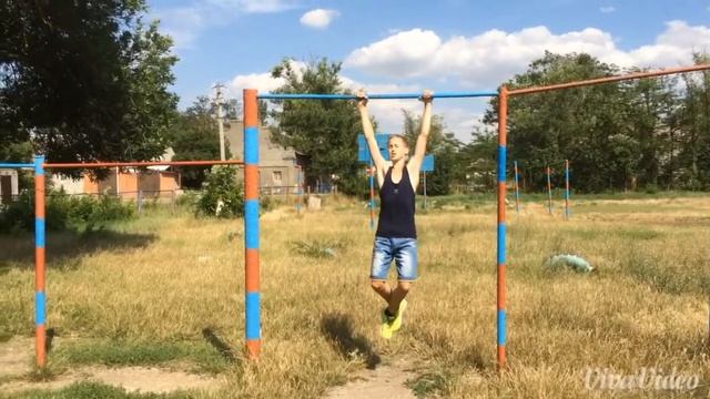 Как правильно подтягиваться обычным хватом ) смотреть онлайн