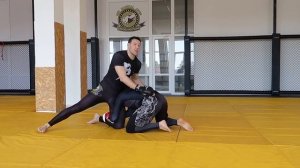 ЗАЩИТА ОТ ПРОХОДА В НОГИ И КОНТРАТАКУЮЩИЕ ДЕЙСТВИЯ ПОСЛЕ ЗАЩИТЫ