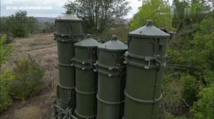 Командир дивизиона ЗРК С-300 рассказал, как наши бойцы несут службу в ходе СВО.