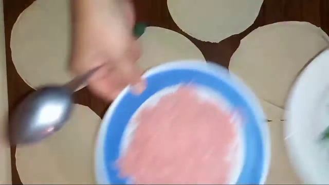 Приготовление ГУЗЛАМЫ из турецкой кухни. просто и легко.Preparation of GUZLAMA from Turkish cuisin смотреть онлайн