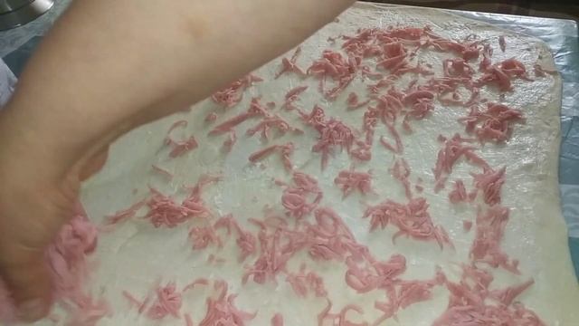 Вкусные булочки с СЫРОМ и КОЛБАСОЙ!! смотреть онлайн