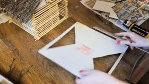 Домик из бамбуковых палочек для суши