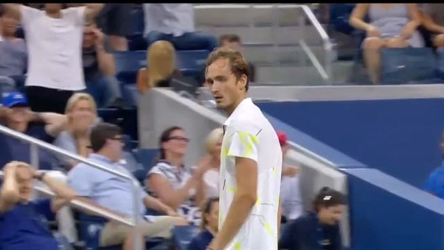 The Day Medvedev Silenced 15 000 Haters смотреть онлайн