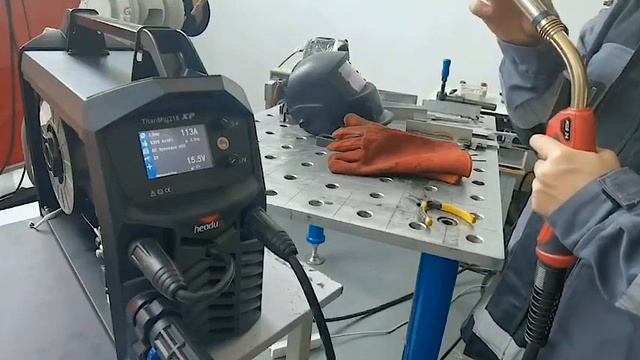 6 in 1 Headux TitanMig 218X Pulse Welder Unboxing and Test.