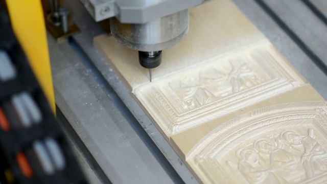 Фрезеровка иконы св.Троица. Липа.165x135x12mm. 4 смотреть онлайн