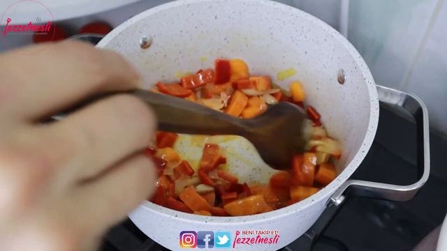 Hep Aynı ÇORBAYI Yapmaktan Sıkıldıysanız | Çorba Tarifi смотреть онлайн