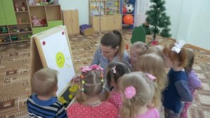 НОД по познавательному развитию детей первой младшей группы "В гости к солнышку"
