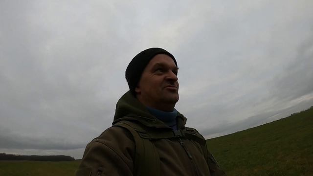 Проверил три ловушки.Поболтал о лесных потеряшках. смотреть онлайн