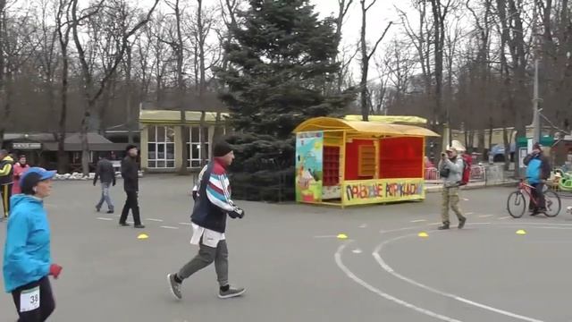 Массовый забег «Весенний Ставрополь» в парке Победы, 04.04. 2015