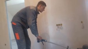 Шлифовка стяжки.