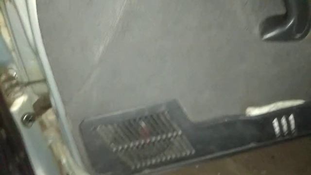 Как снимать дверную карту (обшивку) ВАЗ 2110. смотреть онлайн