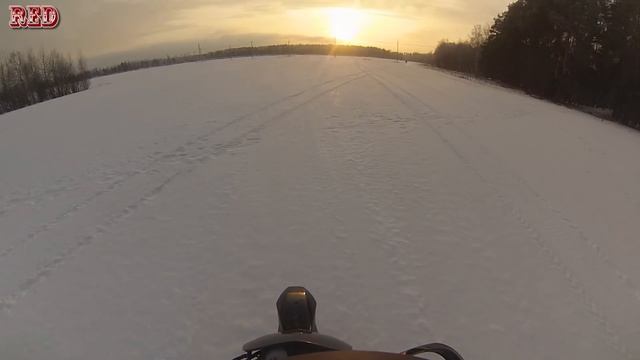 Зимний выезд по насту | RED смотреть онлайн
