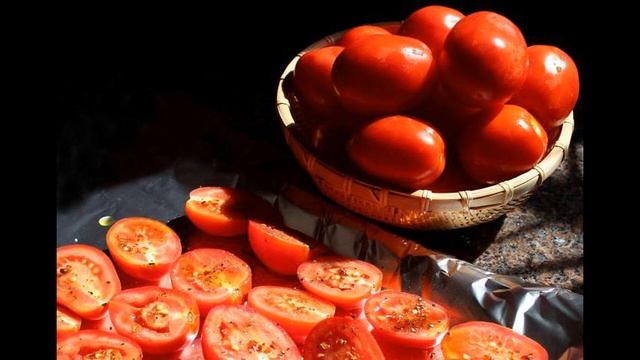 Помидоры половинками на зиму рецепт. Как закачать помидоры в банках на зиму смотреть онлайн