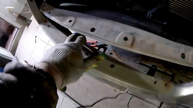 Китайско Русский проект. Ремонт бампера,замена крыла+правим дверь и красим зеркало. смотреть онлайн