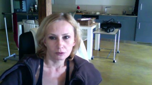 я живу в швейцарии. перед разводом. как жить дальше. мысли о прошедшем и грядущим. смотреть онлайн