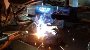 Сварочные электроды НЕРО марки ОЗС 12 З ф 3мм, ток 60 А, сварка трубы