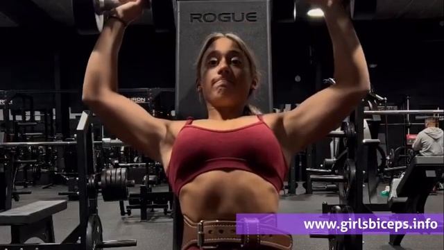 Lexi16 - Young muscle girl - Biceps workout