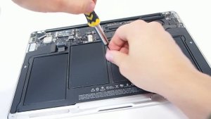 MacBook Air 13" A1369 / A1466 battery replacement