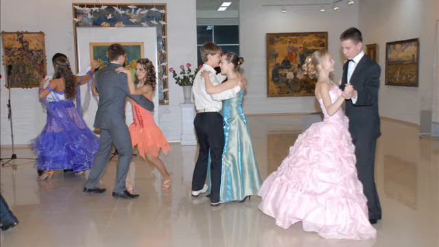 07-Бал 2010.wmv смотреть онлайн