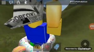 Roblox / FREE RADIO / Danceing With My New Frined With His Music