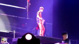 Justin Bieber One less lonely girl (OLLG) #River Plate Stadium 12-10-11 HD (Desde FILA 2) LIVE